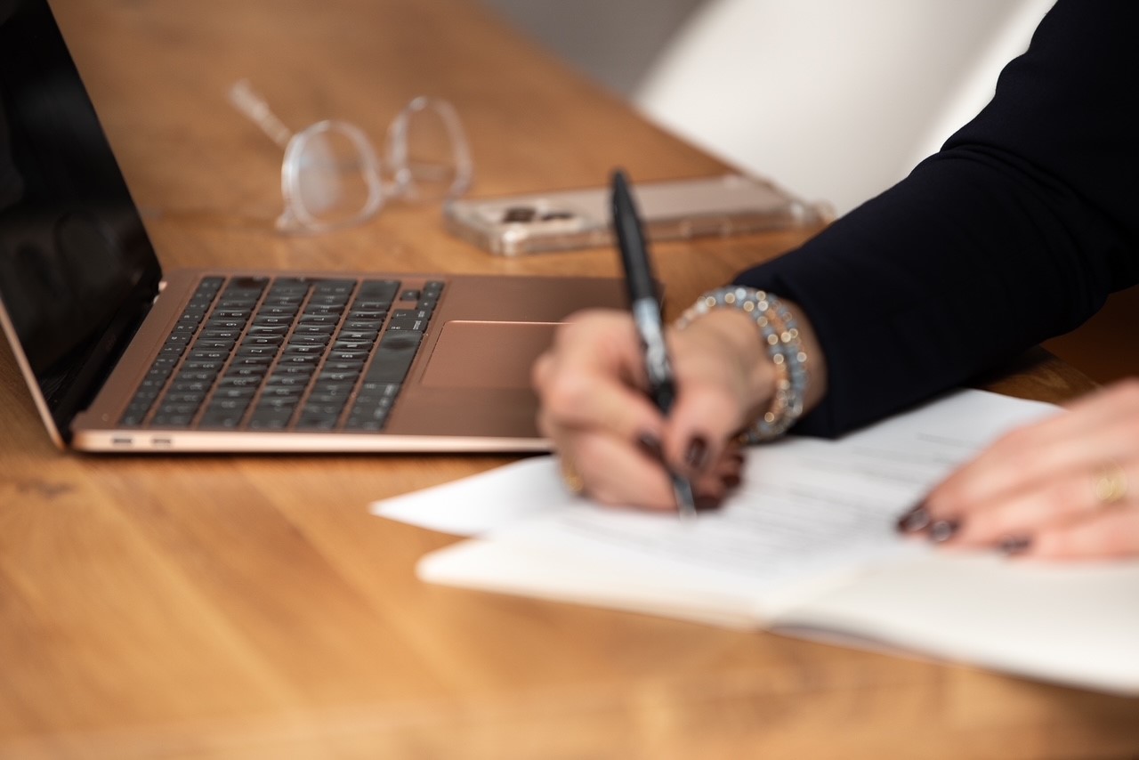 Professionelle Buchhaltung und Office Management